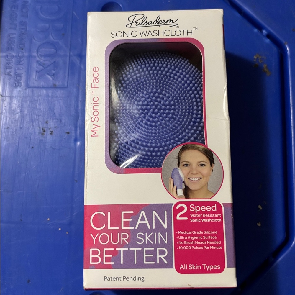 Sonic Washcloth - Facial Cleansing  Brush  2 Speed Waterproof. Sonic Vibration.